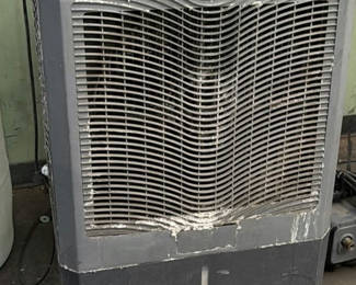Lot 420: Portable Evaporative Cooler with Power Adapter