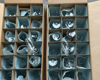 Lot 23: Boxed Stemmed Champagne Flutes