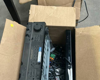 Lot 210: Sony and Panasonic Audio Video Components