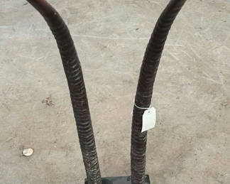 Lot 19: Mounted Decorative Horn Sculpture