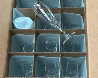 Lot 412: Boxed Champagne Flutes