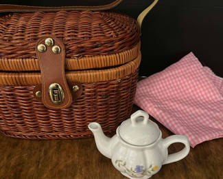 Lot 315: Wicker Picnic Basket with Ceramic Tea Set