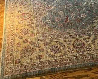 Lot 376: Traditional Pattern Area Rug