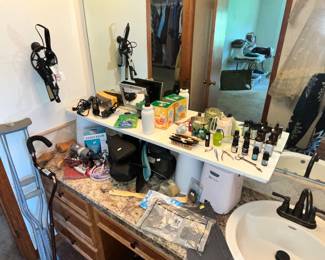 BATHROOM ITEMS