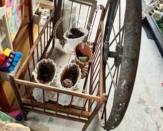 ANTIQUE CRIB