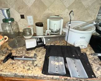 SMALL APPLIANCES