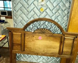 QUEEN MATTRESS SET & HEADBOARD