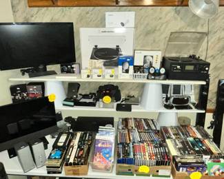 LOTS OF ELECTRONICS