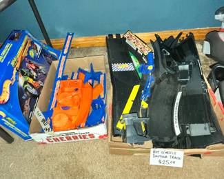 VINTAGE HOT WHEELS