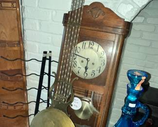 LOVELY WALL CLOCK