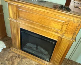 MANTLE-STYLE ELECTRIC HEATER