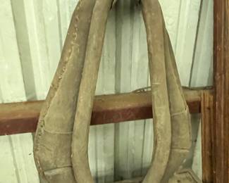 OLD HORSE COLLAR