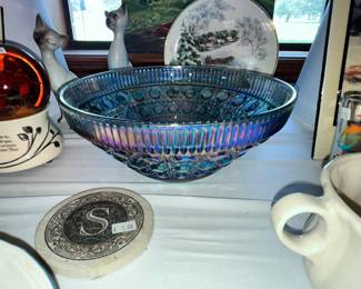 LOVELY SERVING BOWL