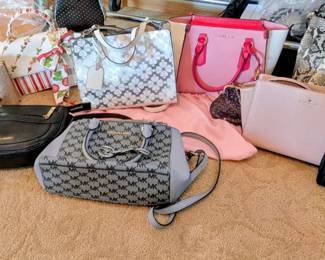 Michael Kors, Steve Madden , Kate Spade and more !