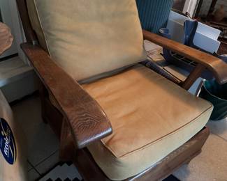 Solid Oak Brandt Ranch Chair