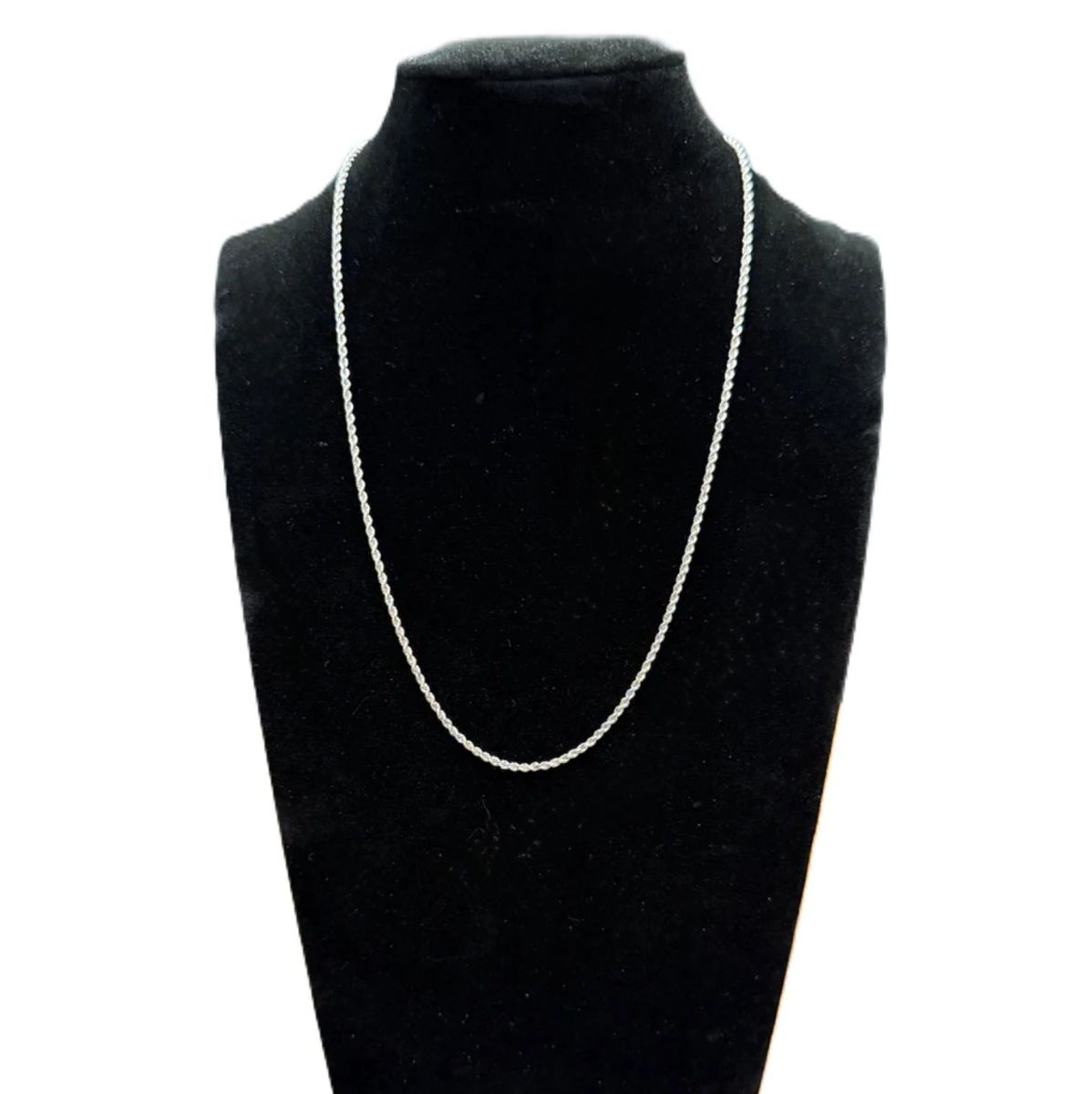 14K White Gold Chain Necklace