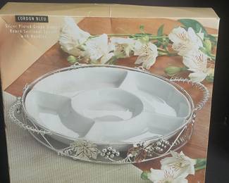 Cordon Bleu Silver Plated Grape Design Round Sectional Server