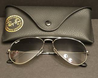 Ray-Ban Aviator Large Metal Sunglasses