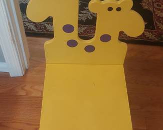 Children's Giraffe Motif Wooden Chair
