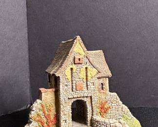 Lilliput Lane La Porte Schoenenberg Miniature