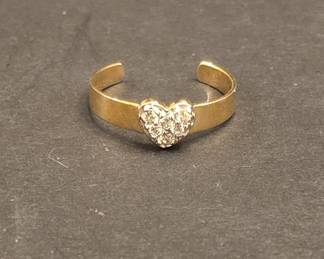 14k Gold Mexican Heart Toe Ring