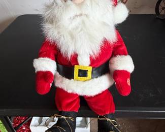 Dan Dee Animated Singing and Dancing Santa Claus Figure