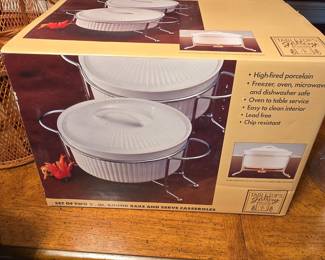 Tabletops Gallery Set of Two 2.25 Quart Round Bake and Serve Casseroles