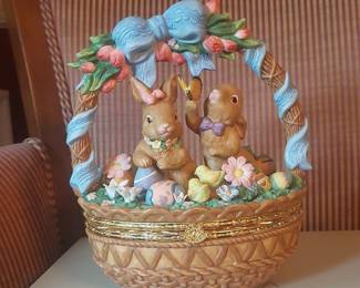 Fitz & Floyd Easter Basket Trinket Box with Rabbits and Butterfly