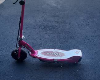 Razor E100 Electric Scooter