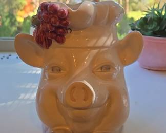 FIGI Pig Pitcher with Grapes