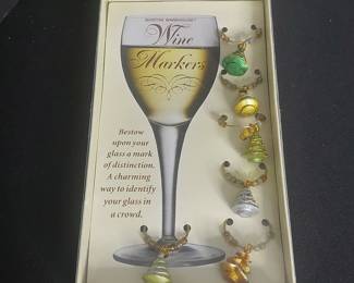 Boston Warehouse Christmas Tree Wine Markers