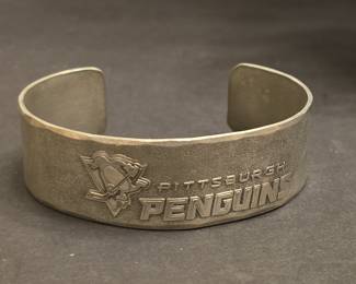 Wendell August Forge Pittsburgh Penguins Pewter Cuff Bracelet