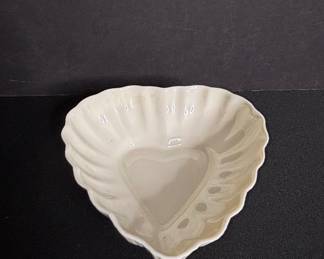 Belleek Ireland Heart-Shaped Dish