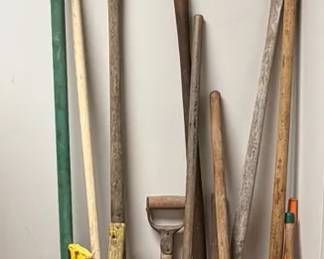 Lawn And Garden Tools Measurements are between 36”- 87” in height