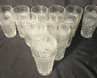 12 PC Wexford Glass Set 12 Pieces Glass 6.25" Anchor Hocking Wexford pattern No damage found Needs cleaning