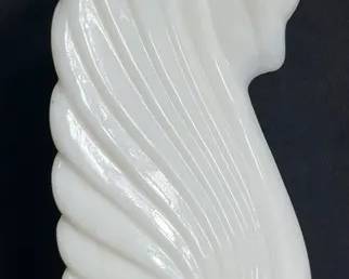 Vintage Avon Milk Glass Swan Decanter Please see pictures for condition and approx measurements