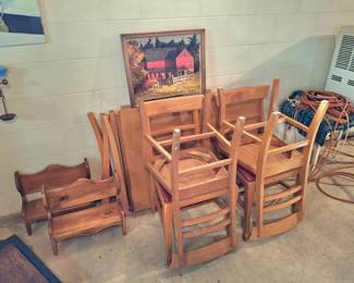 Maple Dining Table and 4 Chairs!