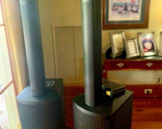 pair of Studiomaster Direct 121 active compact 1200 w  vertical array system