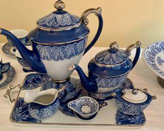 Bombay blue and white coffee and tea service with matching tray