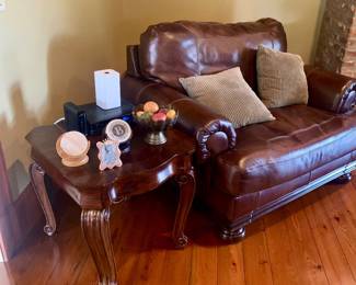 solid leather oversized chair 
