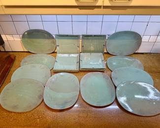 ART POTTERY DINNERWARE