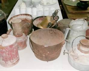 METAL WARE