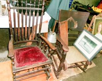 ROCKING CHAIRS