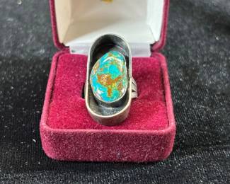 Lot #174 Vintage Sterling Silver Turquoise Ring 12.2g Southwestern