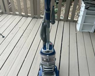 Lot #149 Shark Navigator Deluxe Upright Bagless Vacuum Anti-Allergen Complete Seal Blue