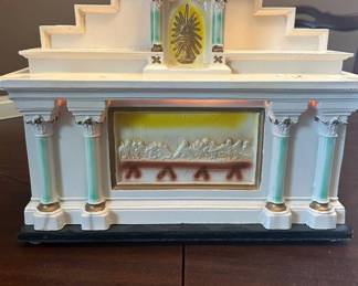 Lot #138 Vintage Catholic Lighted Church Altar Model Last Supper Monstrance Religious Decor