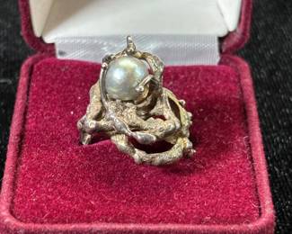 Lot #172 Vintage Brutalist Sterling Silver Pearl Cocktail Ring 3.1g 1960s