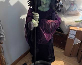 1980's or 90's Animated Witch with Sound and movement