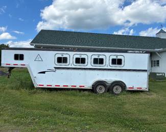 1997 Featherlite 4 horse stall trailer