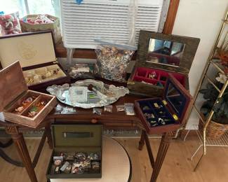 lots of Jewelry